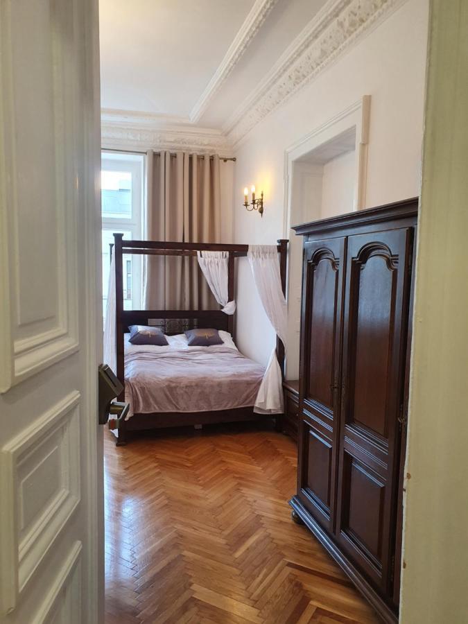 Prestige Aparthotel Piotrkowska 82 - Wyjatkowy Widok Na Deptak Łódź Eksteriør bilde